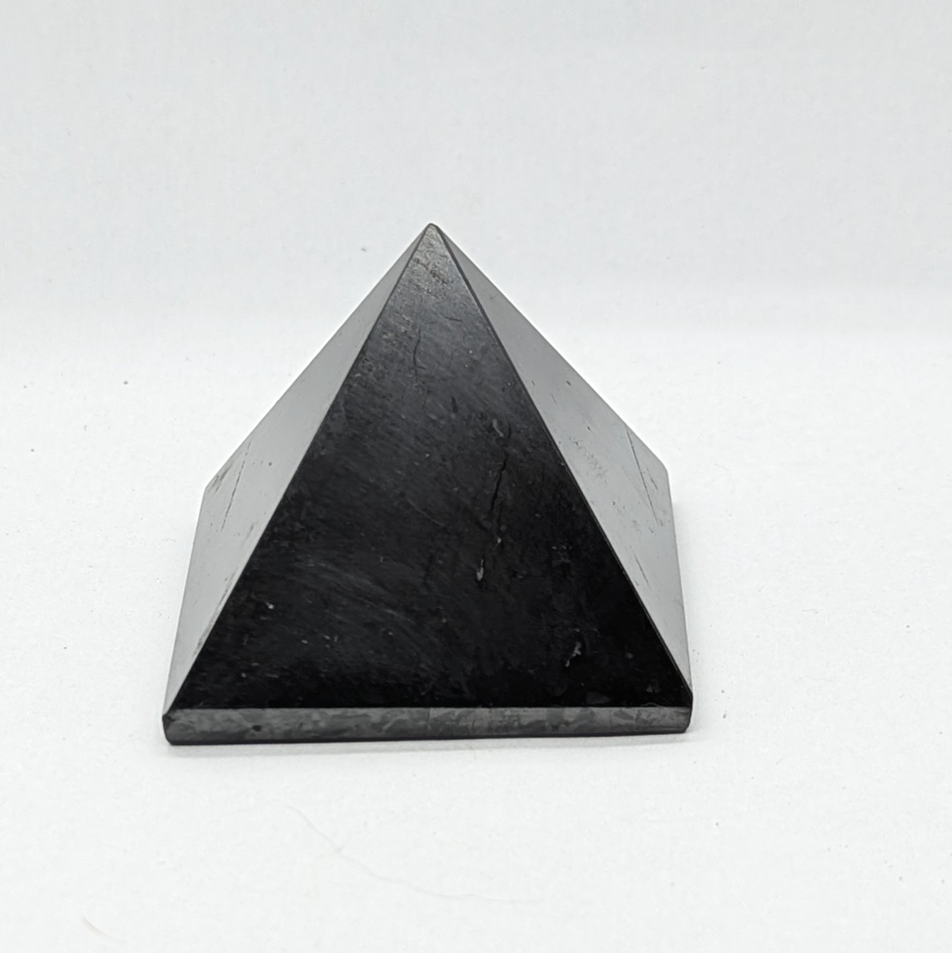 Pyramide shungite 4cm