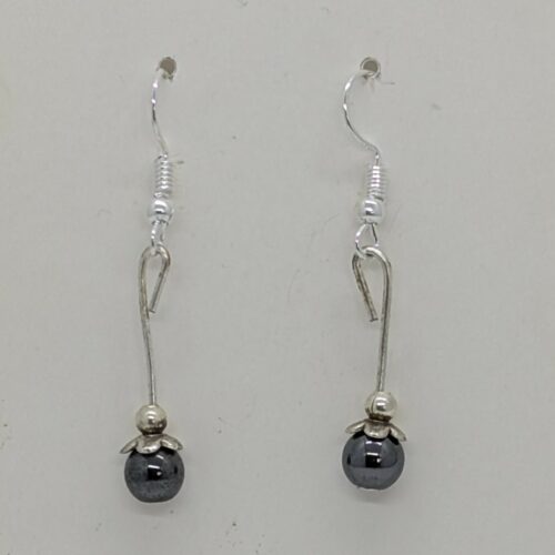 Boucles d’oreilles hématite, pierre de la détente.