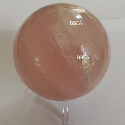 Boule quartz rose de Madagascar.