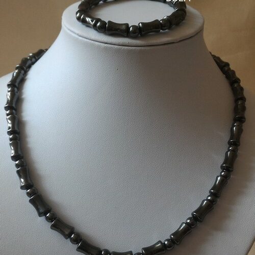 Parure hématite, pierre de la détente.