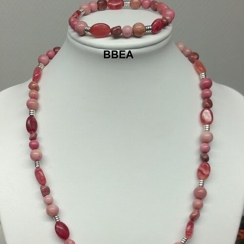Parure en rhodochrosite, pierre contre la jalousie.