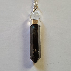 Pendule labradorite, pierre de protection.