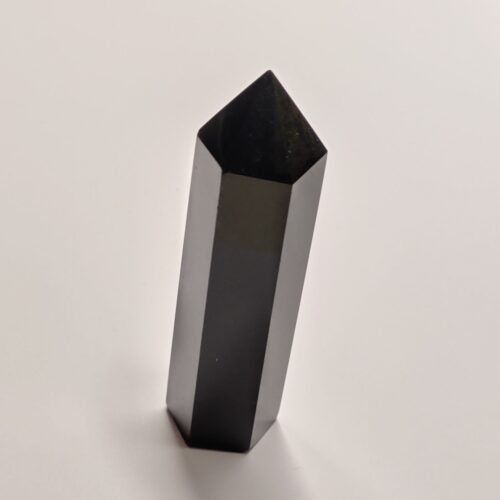 Pointe en obsidienne noire, pierre d’ancrage.