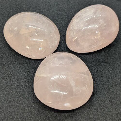 Galet quartz rose, pierre de l’amour.