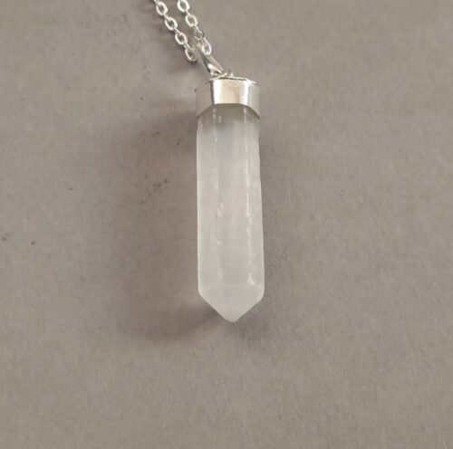 pendentif sélénite