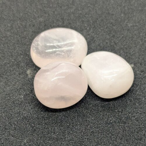 pierre roulée quartz rose