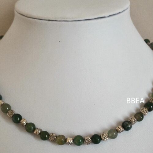Collier agate mousse, pierre de recentrage.