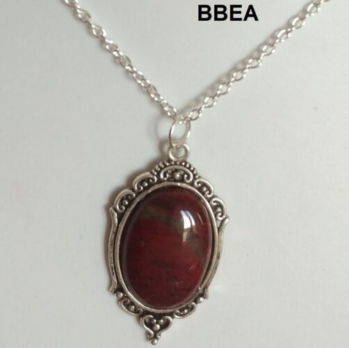 pendentif jaspe bréschia