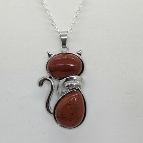 Pendentif en jaspe rouge, pierre d’ancrage.